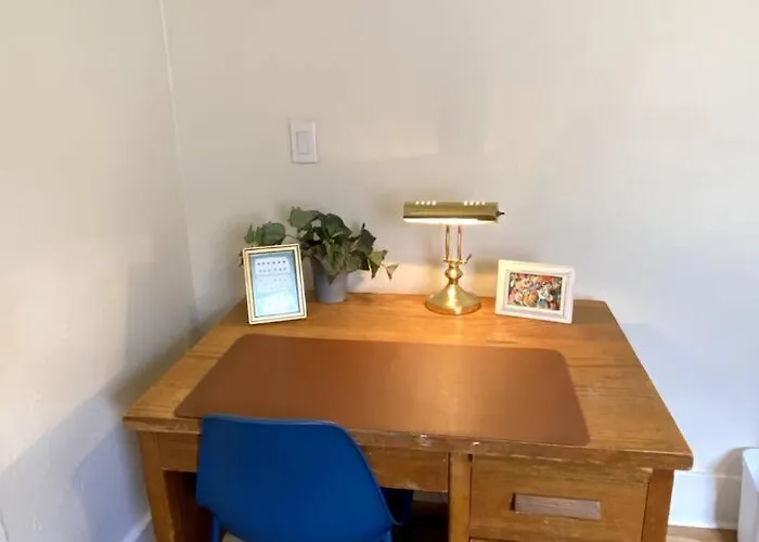Renovated Historic Gem • Walk To Uofa • Sleeps 8 Holiday home Tucson